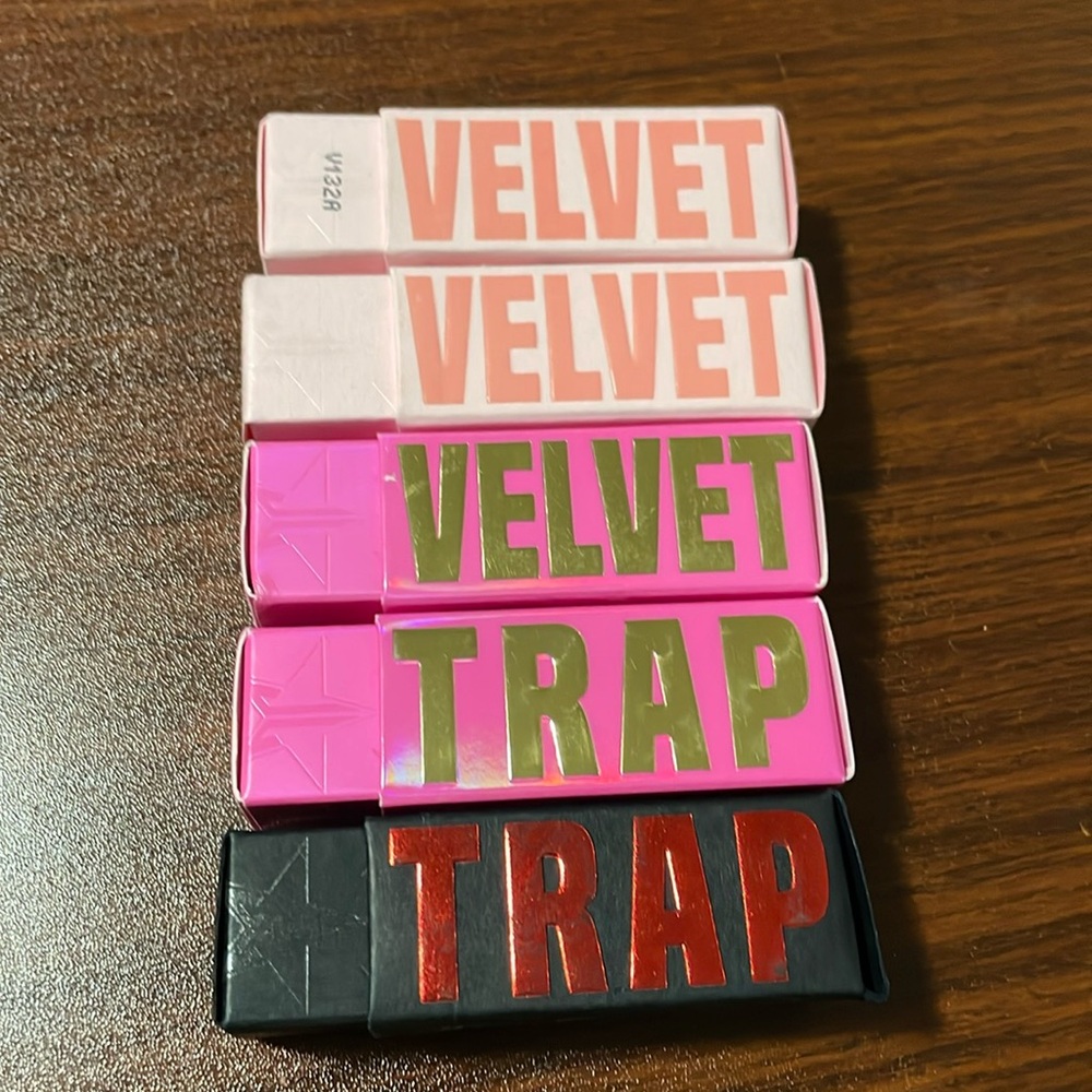 Jeffree Star Velvet Trap lipstick 5 piece bundle Nwbox